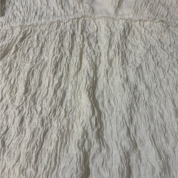 Mittoshop white size small Lagenlook v neck top w/ balloon sleeves. Raw edges - Picture 10 of 15